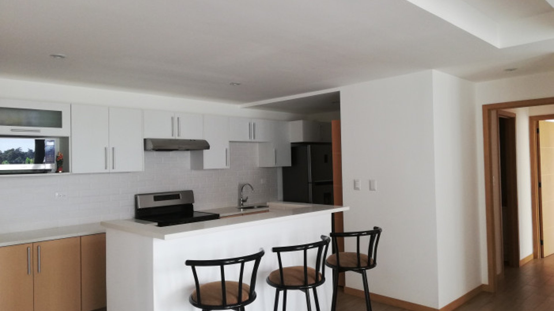 Apartamento Residencial en renta en Zona 10 - Miniatura 5