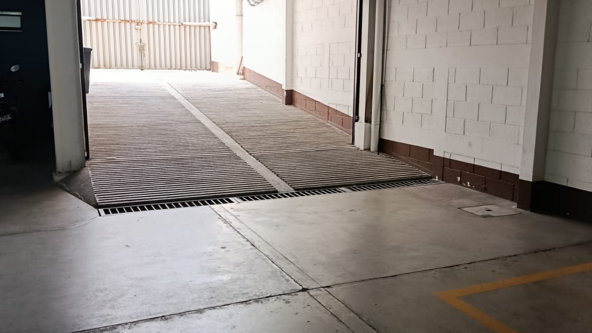 ALQUILO LINDAS Y ECONOMICAS OFICINAS EN ZONA 12 - Miniatura 2