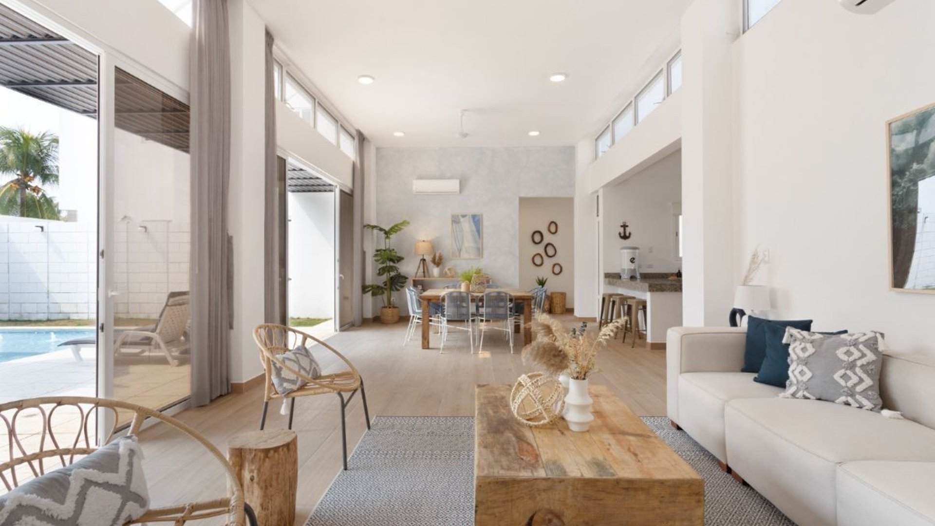 Casa en VENTA en Monterrico