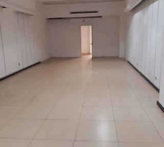 GALERÍAS LA PRADERA / Local en Venta , zona 10