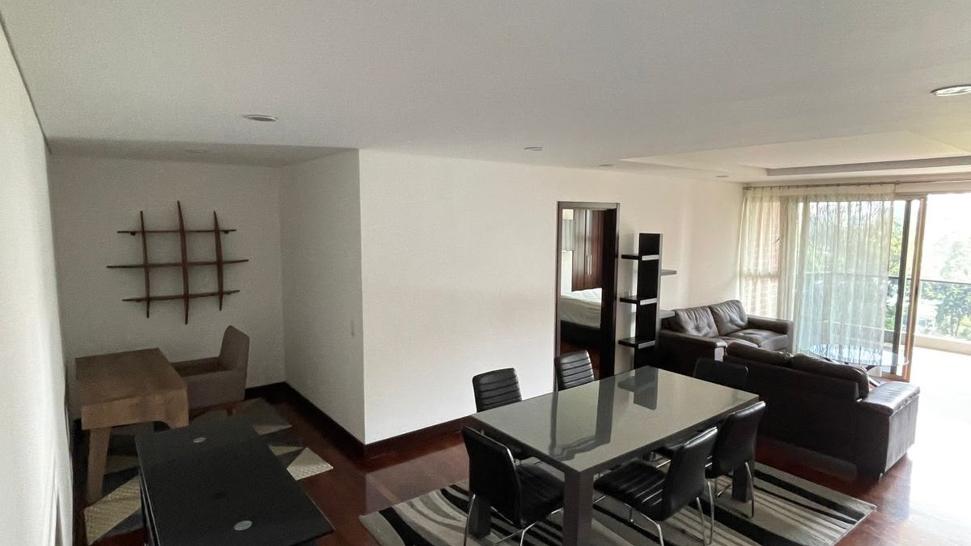 ALQUILER DE APARTAMENTO AMUEBLADO - SANTA SOFIA, ZONA 10  - Miniatura 2