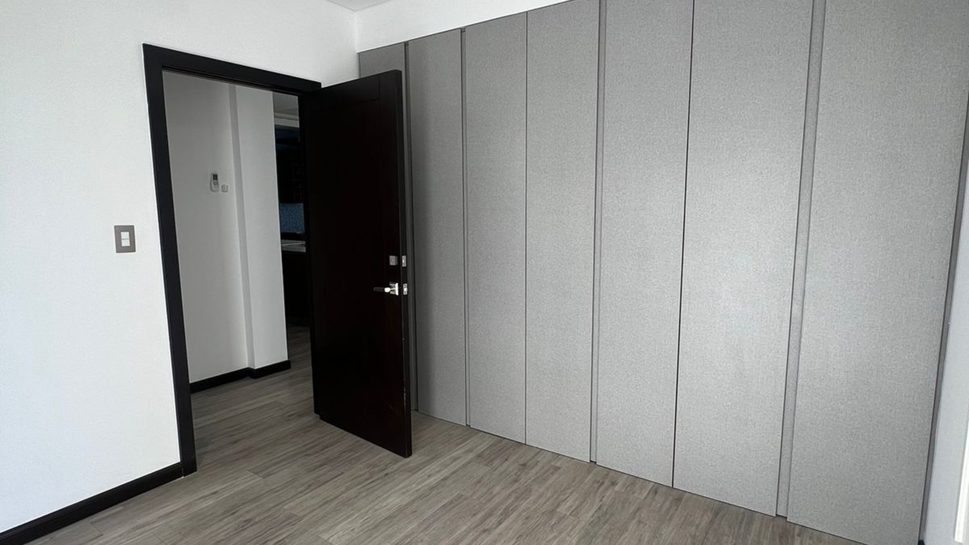 ALQUILER DE HERMOSO APARTAMENTO - LIRIOS DE CAYALÁ, ZONA 16 - Miniatura 11