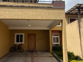 CASA EN VENTA CONDOMINIO BOSQUES DE ARRAZOLA  - 4