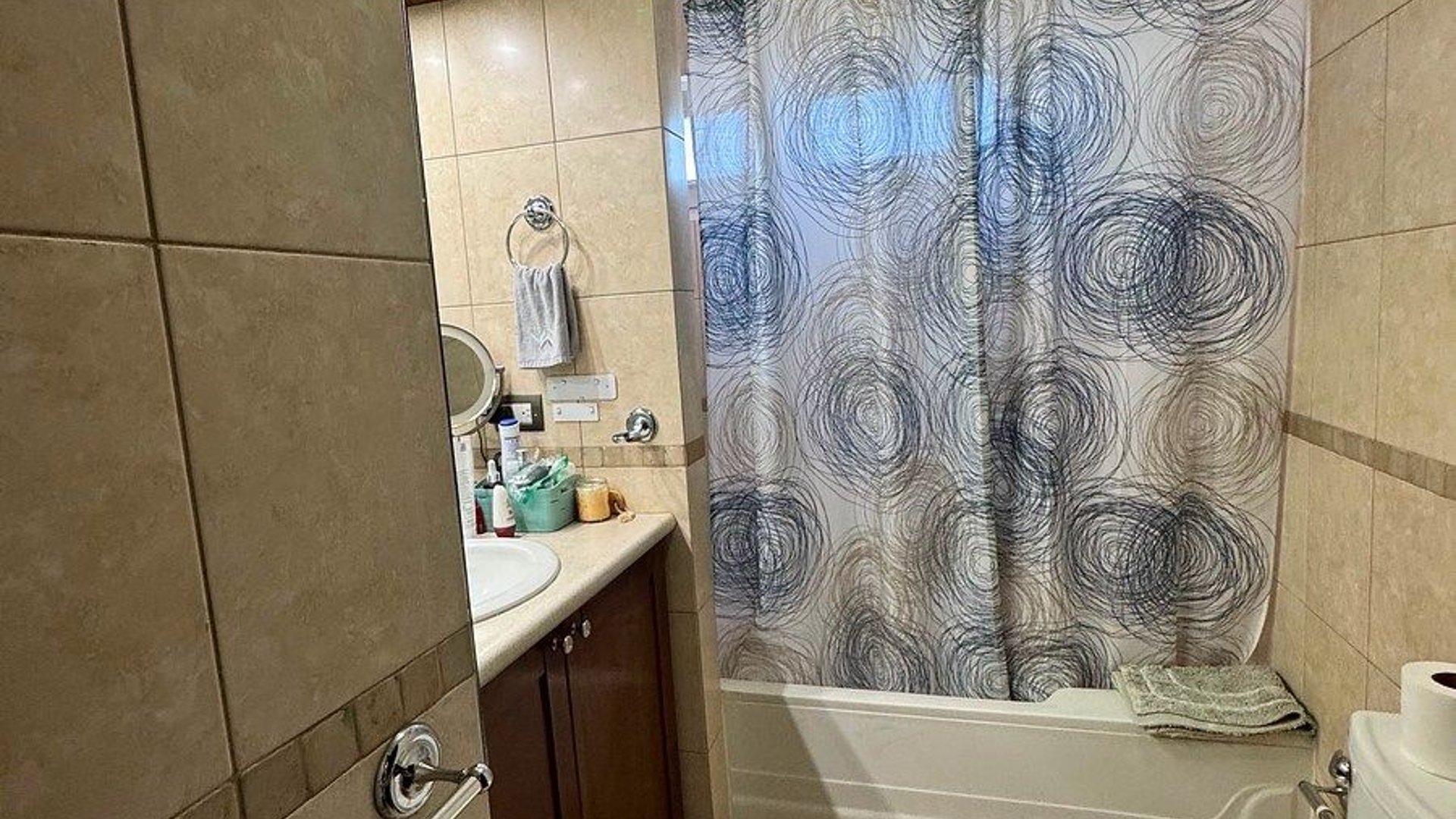Apartamento en renta  Amueblado – Edificio Vista Real, Zona 14 - Miniatura 17