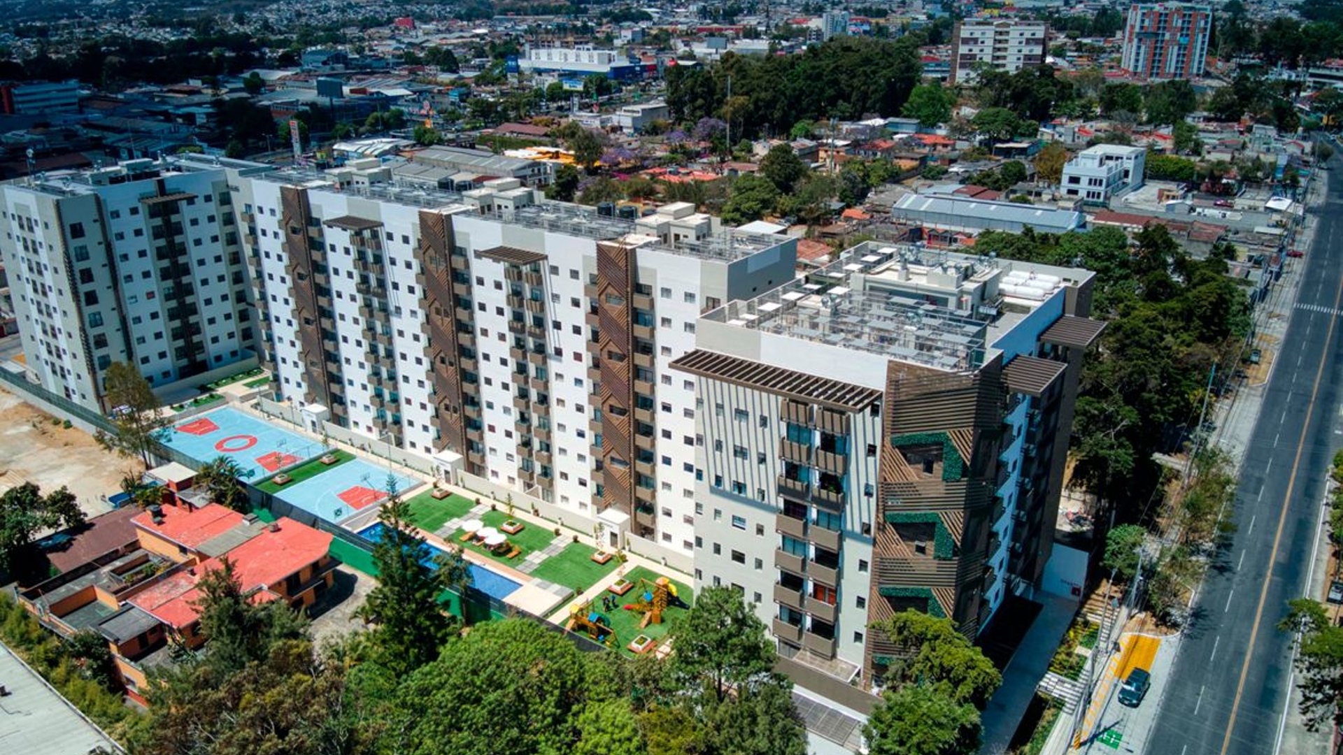 Apartamento en venta  – Edificio DiFiori, Zona 7