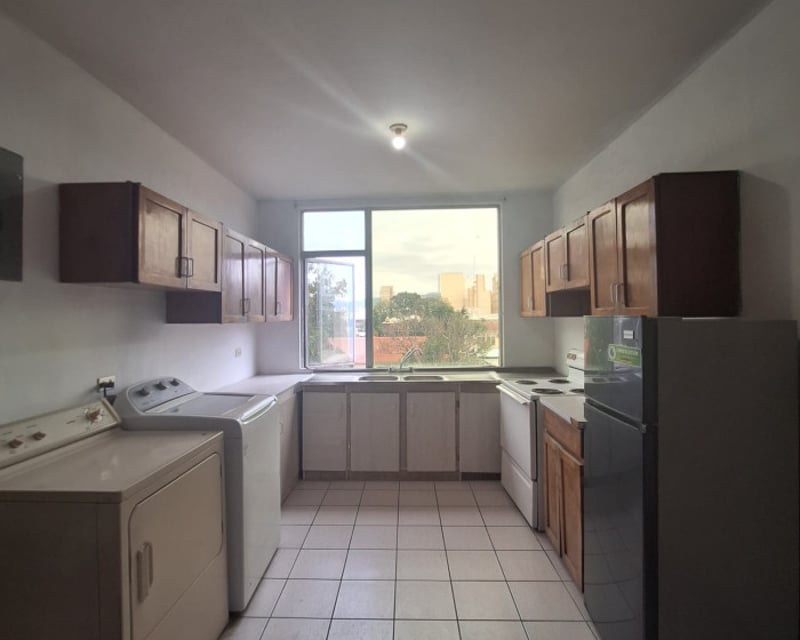 Apartamento Amueblado en Renta en Zona 12