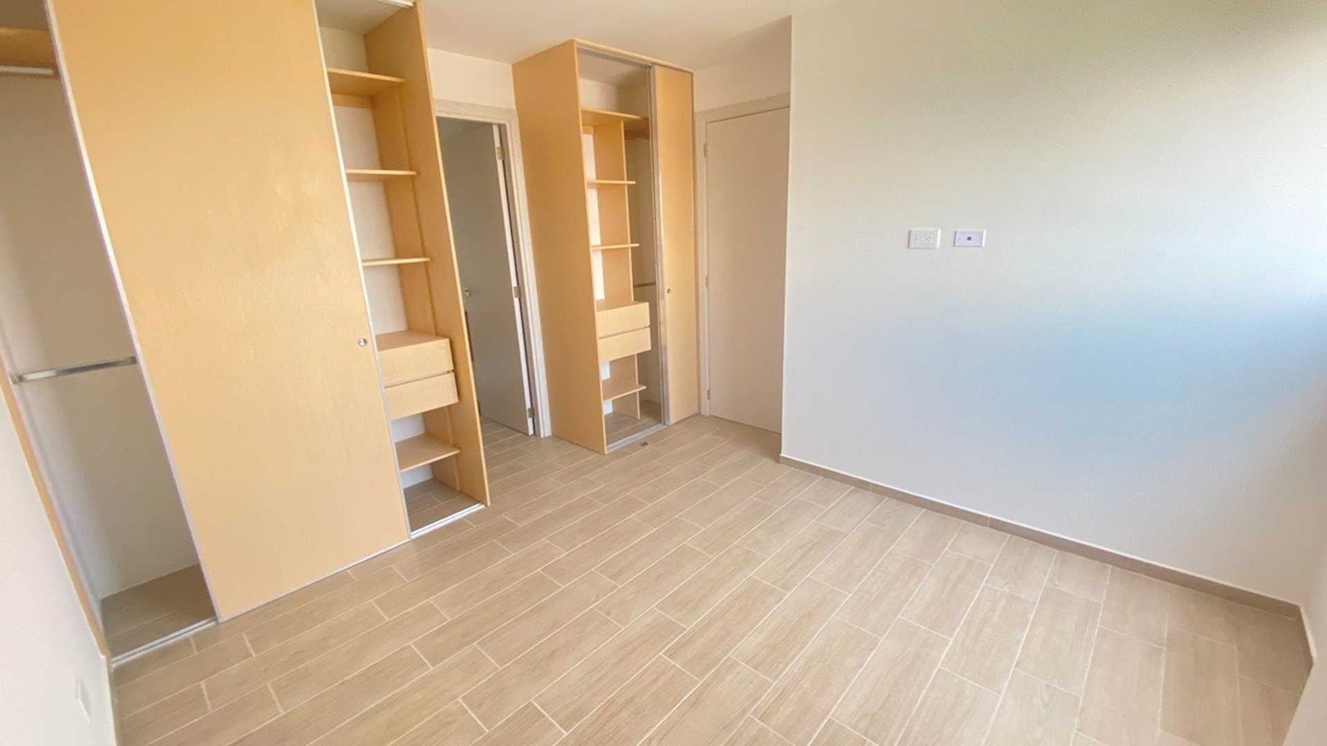 Apartamento en Avenida Petapa zona 12 - 3 habitaciones Ref-5935 - Miniatura 3