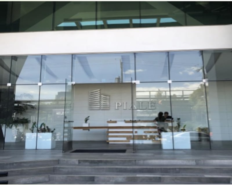 Pialé, oficina en alquiler