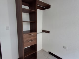 APARTAMENTO EN ALQUILER EN ZONA 1 - 5