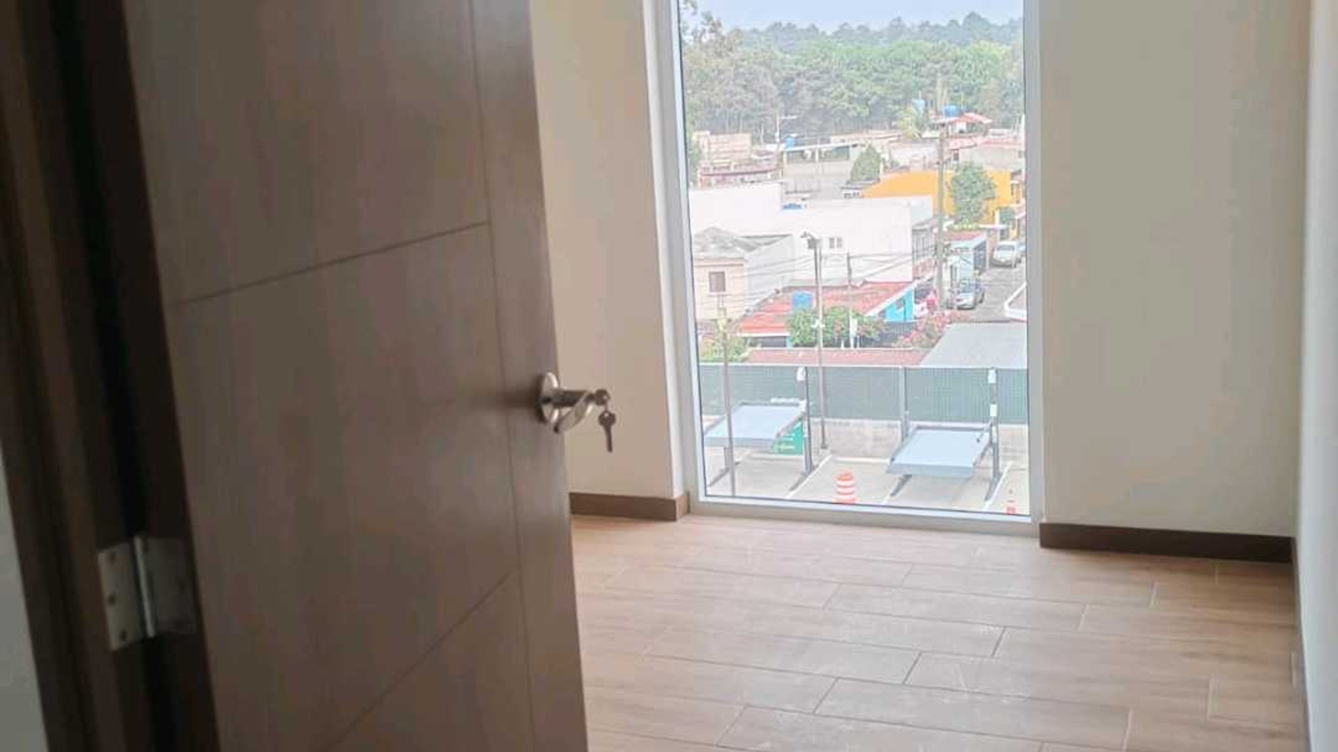Alquilo Lindo Apartamento Sábana Arriba, z17 Edificio Unnido - Miniatura 6