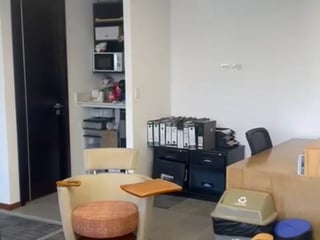 OFICINAS EN RENTA/VENTA EN EDIFICIO VASANTA ZONA 10 - Image 6