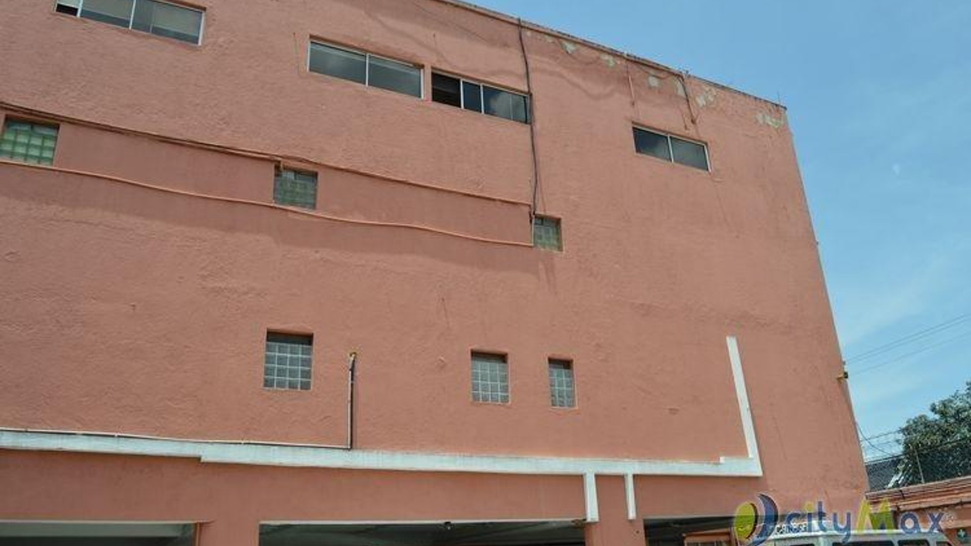 Edificio en Venta en Esquina en Colonia Mariscal