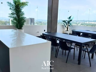 APARTAMENTO AMPLIO Y MUY BIEN UBICADO 2 HABITACIONES ZONA 10 EDIF. BONADIEZ - 5