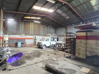 Terreno Comercial en Venta Calzada San Juan Zona 7 - 4