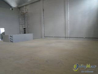 Ofibodega en Venta al final de Calzada Roosevelt - 3
