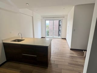 Apartamento en renta de 2 habitaciones con linea blanca en Z5 Ref-5370 - 3