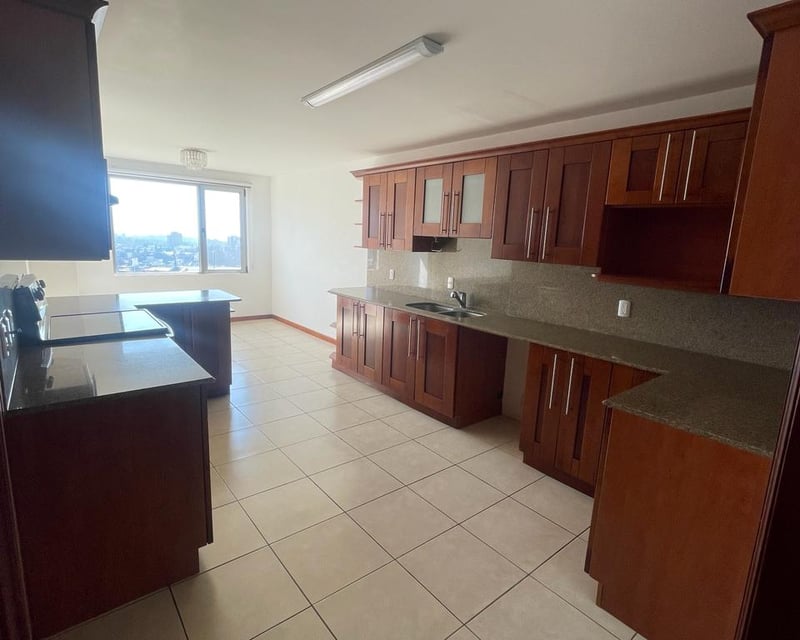 Bello  Apartamento En Renta En Botticelli, Zona 15