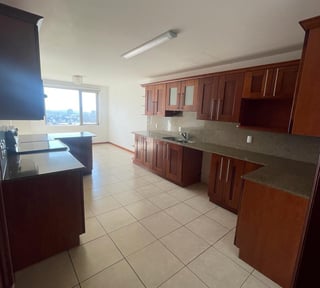 Bello  Apartamento En Renta En Botticelli, Zona 15