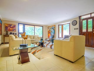 Casa dentro de garita en venta de 4 habitaciones en zona 15 Ref-5683 - 2