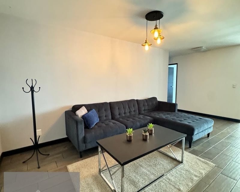 VERONA / Apartamento Amueblado en Renta/ Venta , zona 10