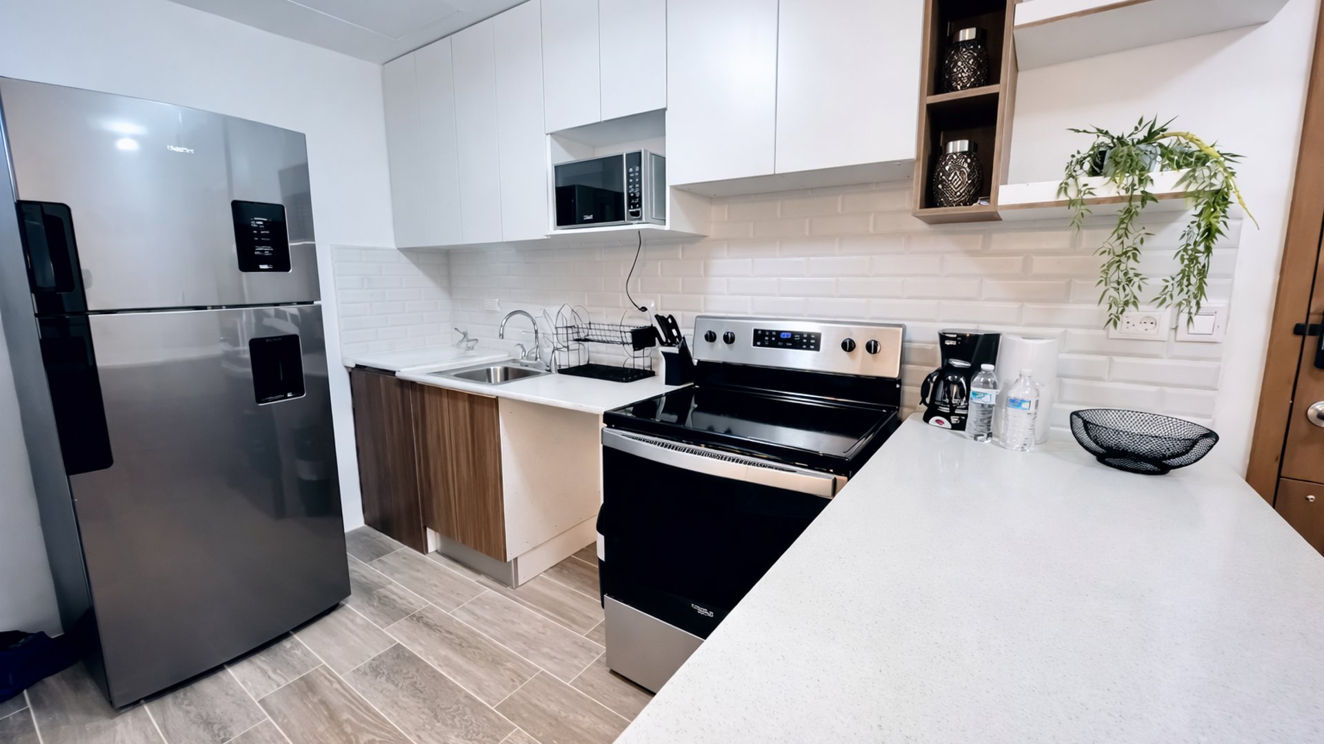 Apartamento Amueblado En Renta Zona 14 | Condado Catorce - Miniatura 11