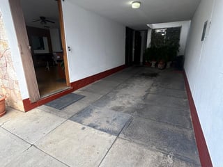 Venta de casa en zona 13 fuera de garita entre Américas e Hincapie - 2