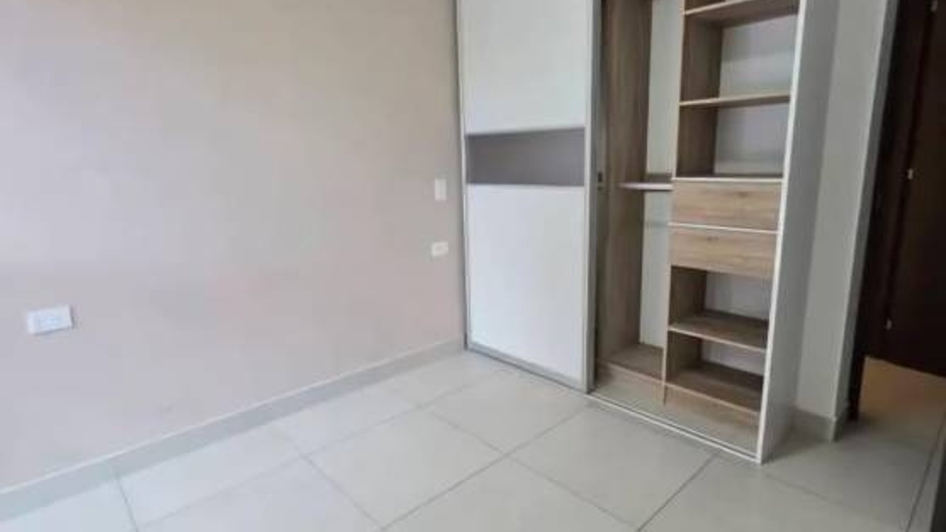 Apartamento en Renta, Zona 14 (R10436) - Miniatura 8