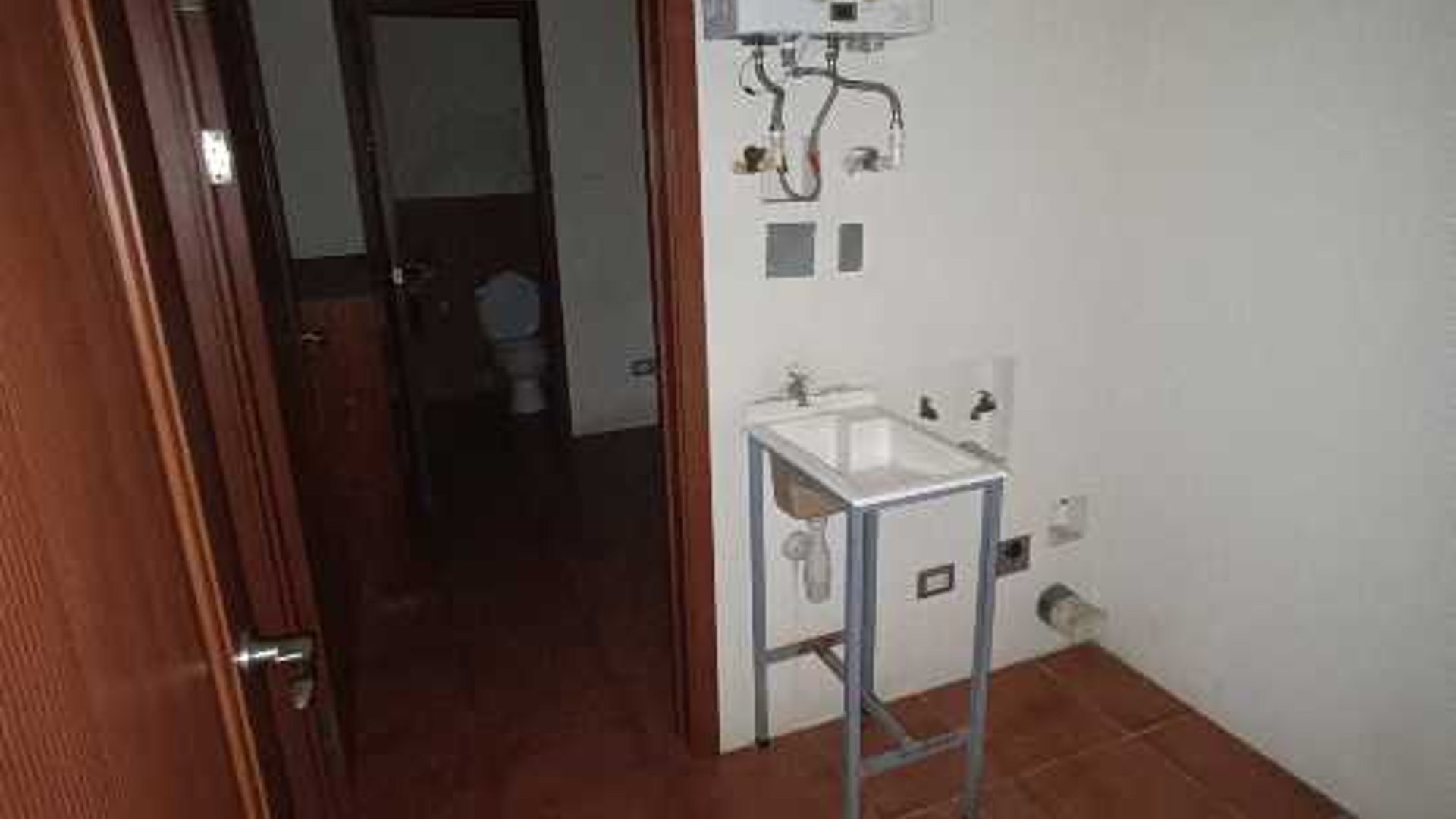 Venta de apartamento de 3 habitaciones Las Gemas zona 11 - Miniatura 13