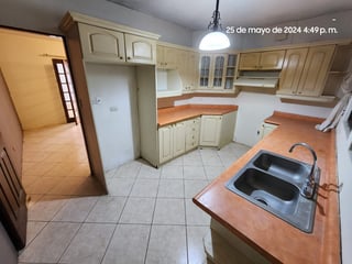 Vendo casa en zona 7 Mixco El Encinal Ref-4889 - 4
