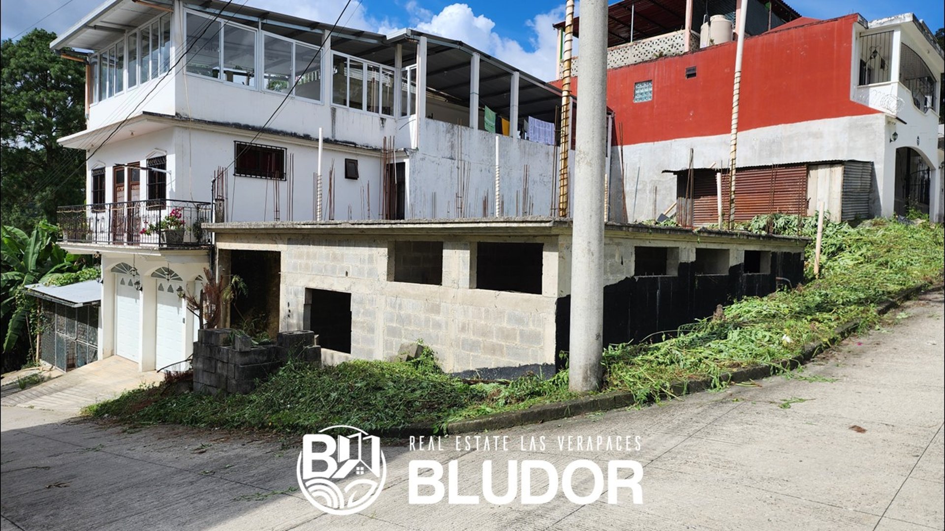 Vendo Terreno con Construcción en Villa Los Robles - Miniatura 3