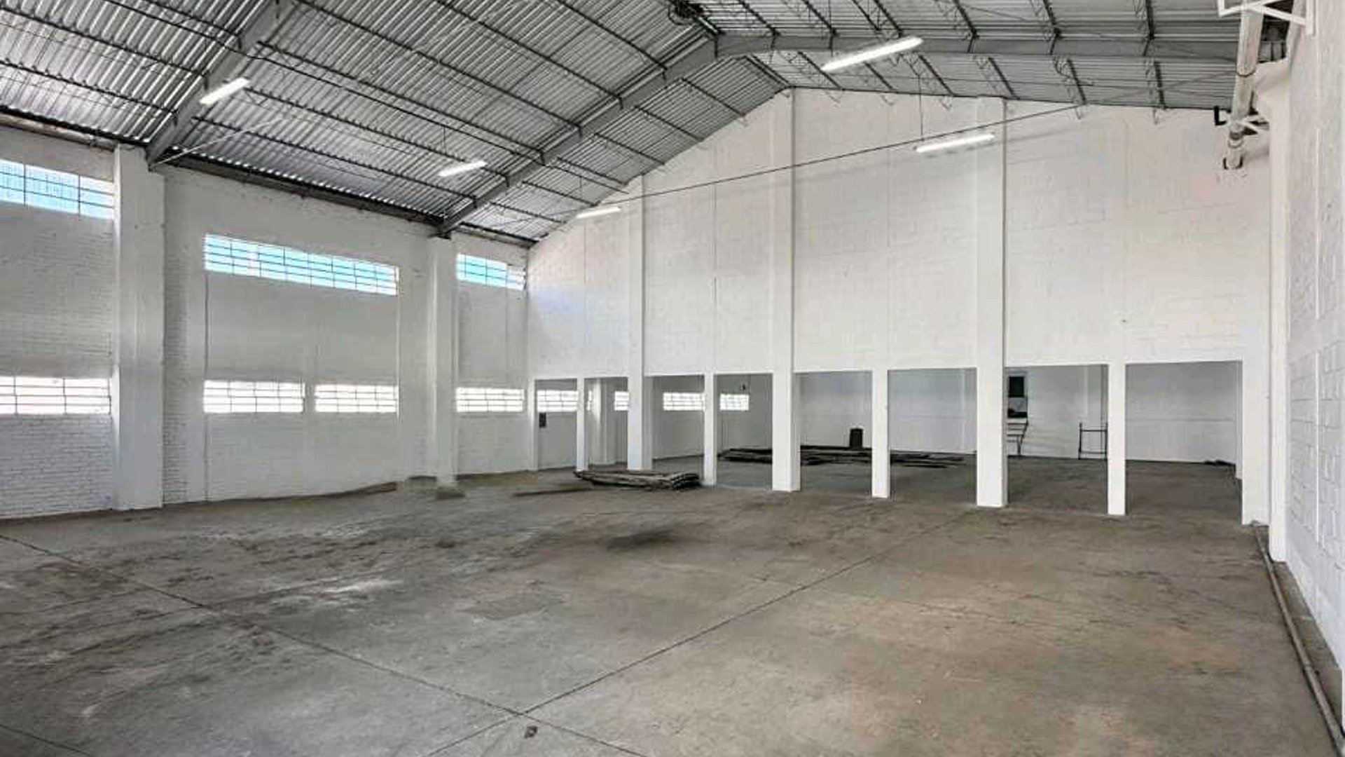 BODEGA EN ALQUILER????Calzada Atanasio Tzul, Zona 8 - Miniatura 4