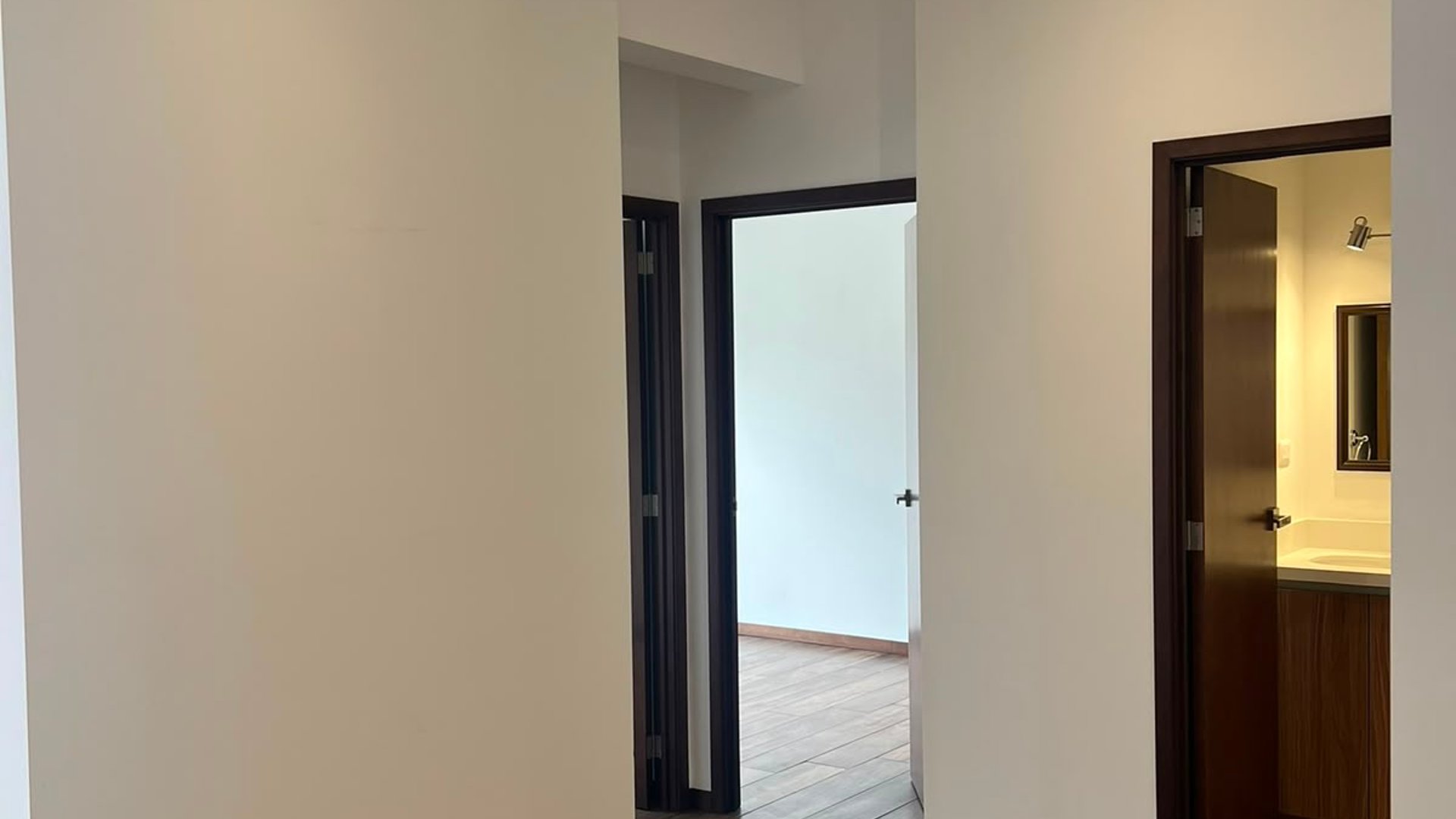 ???? APARTAMENTO EN RENTA – 2 HAB + LÍNEA BLANCA | BRUNELO | ZONA 10 - Miniatura 12