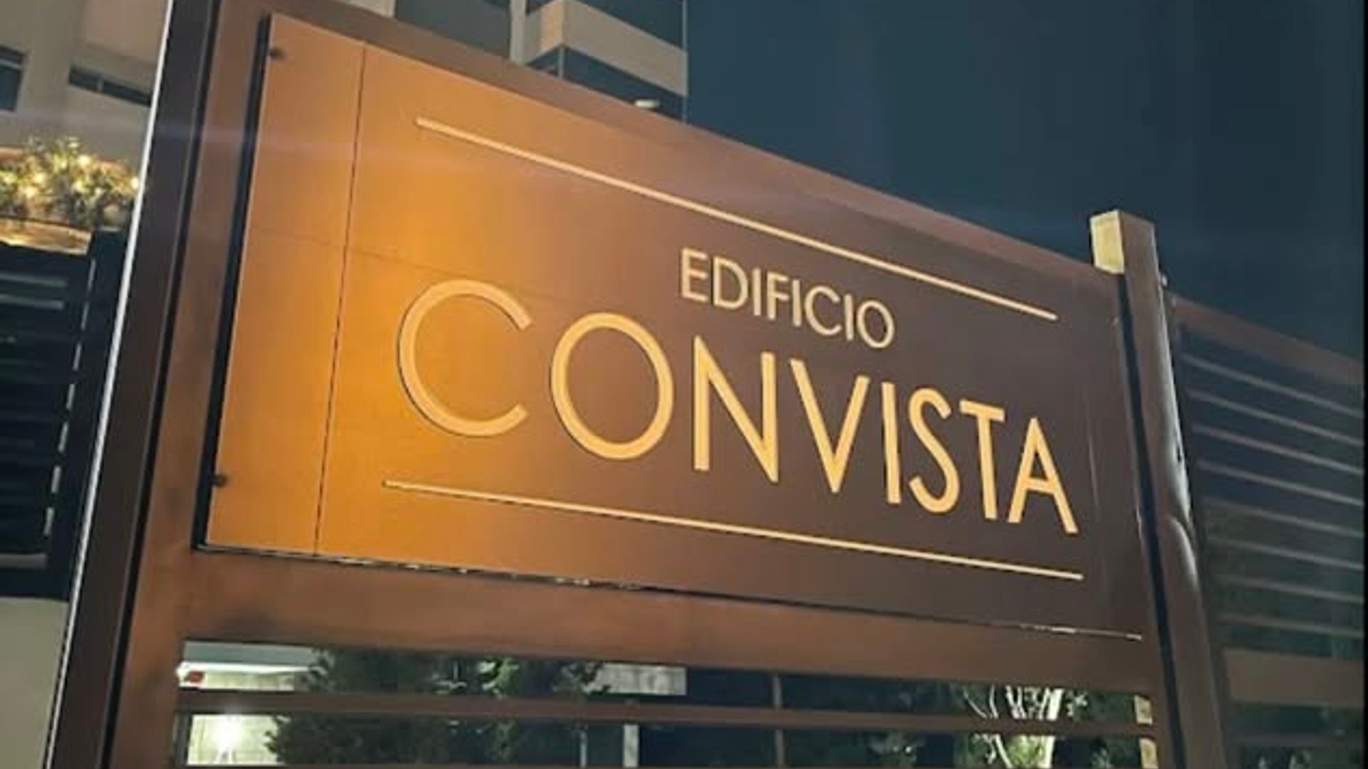 En Renta APARTAMENTO Edificio Convista Zona 15 - Image 1