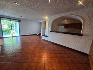 CASA EN RENTA EN CONDOMINIO EL SOCORRO KM 12 CAES, CON JARDIN‼️ - 3
