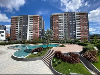 📍 APARTAMENTO EN RENTA – EDIFICIO SEGHERÍA | ZONA 14 - Image 14
