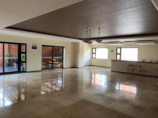 Apartamento en venta edificio Zona 10 Guatemala - Image 12