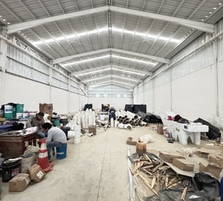 INDUSTRIAL SANTA ELENA / BODEGAS A ESTRENAR EN RENTA KM.28 CAES