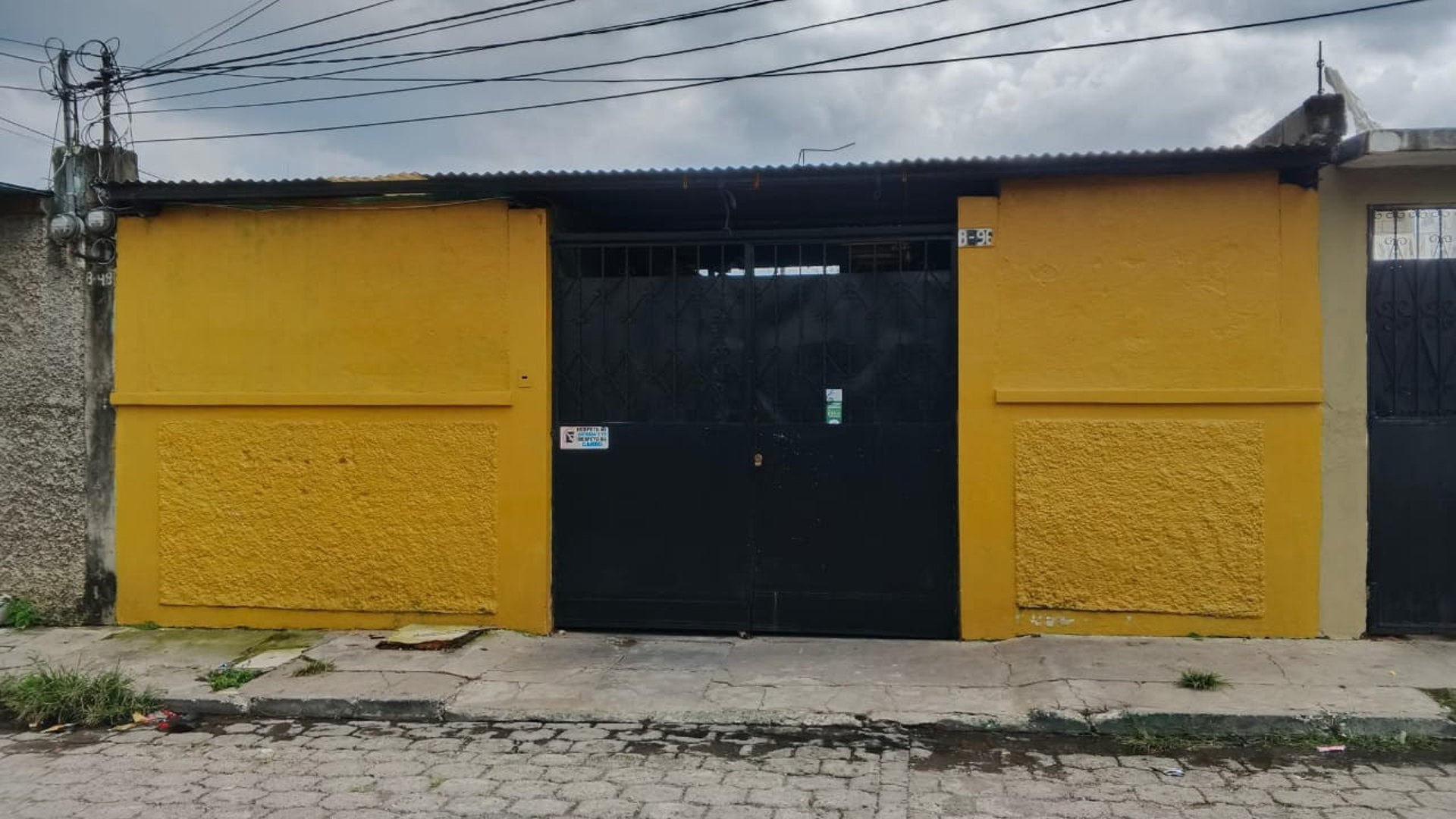 VENDO CASA CERCA DEL MERCADO VIEJO,VILLA NUEVA