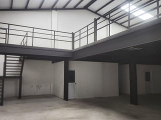 Bodega en venta Cerca del Aeropuerto Internacional La Aurora, zona 13 - 3