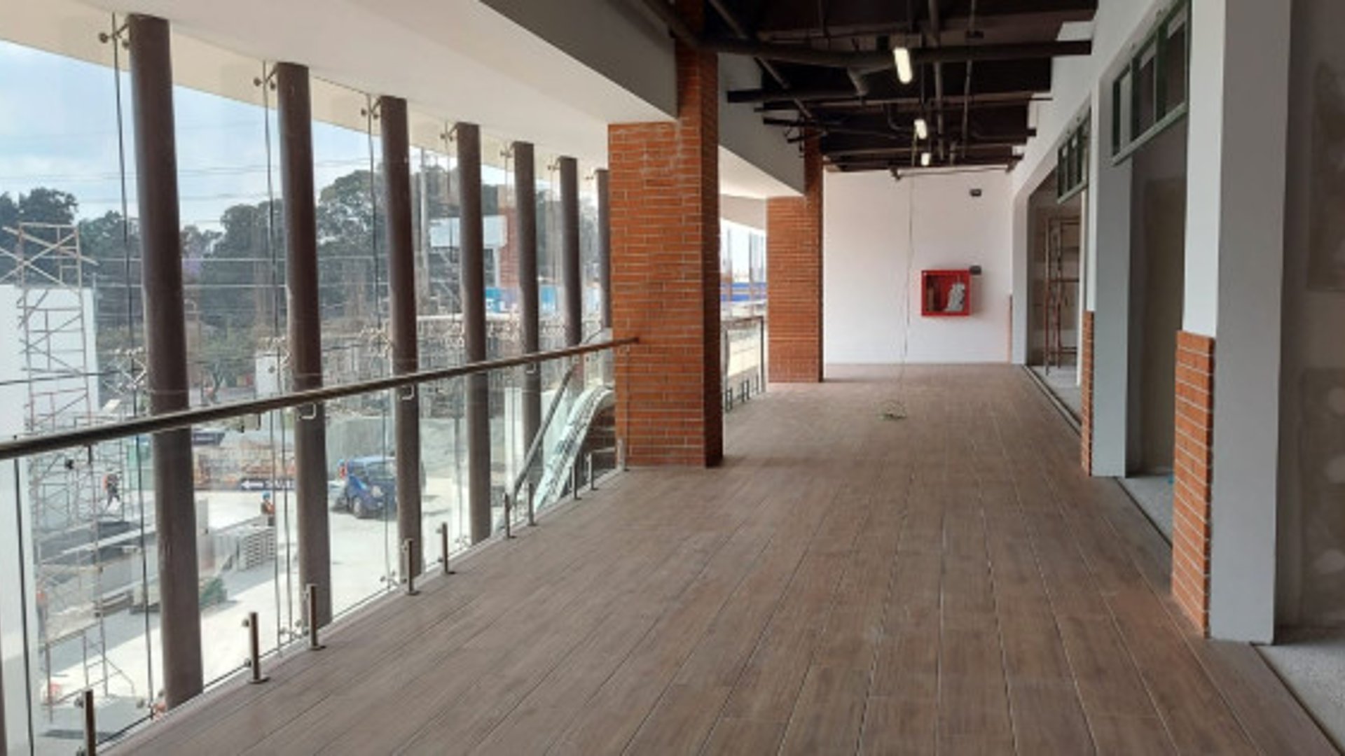 Oficina NUEVA en Venta en la Zona 12 Petapolis - Miniatura 3