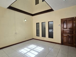 Casa en Venta Lomas de San Jacinto Zona 10 de Mixco - 2
