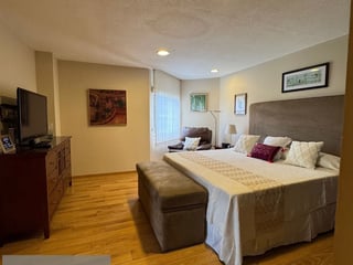 Edificio La Avenida / Apartamento Amueblado, zona 10 - Image 24