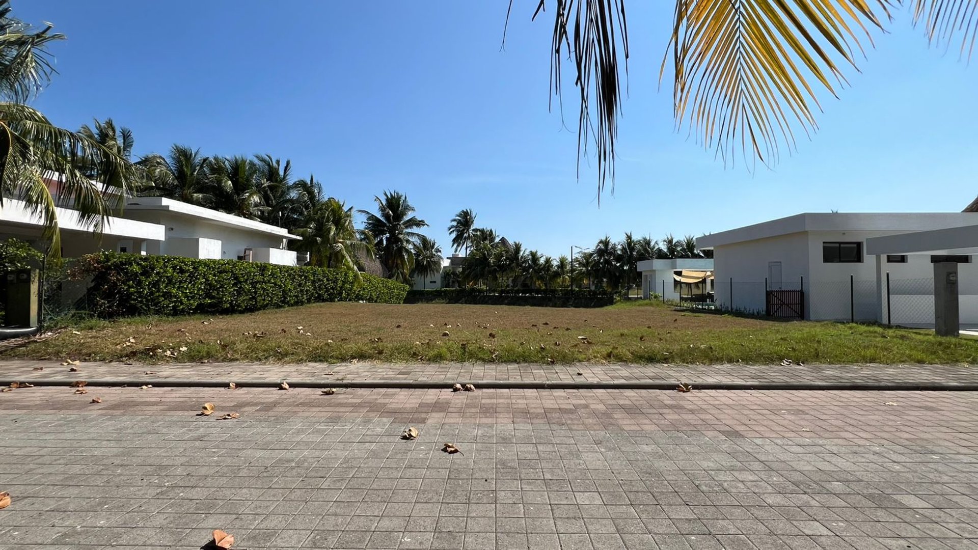 PERGOLAS DEL MAR TERRENO EN VENTA - Image 1