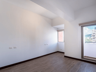 Apartamento en venta de 1 habitacion en nivel alto zona 10 Ref-5366 - 2