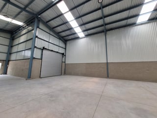 Bodega en alquiler en km. 62 autopista Puerto Quetzal - Image 4