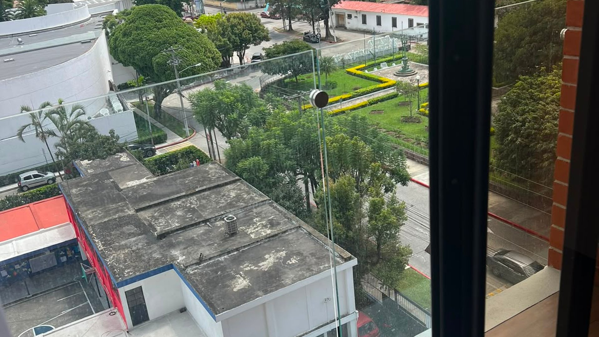 ???? APARTAMENTO EN RENTA – 2 HAB + LÍNEA BLANCA | BRUNELO | ZONA 10 - Miniatura 15