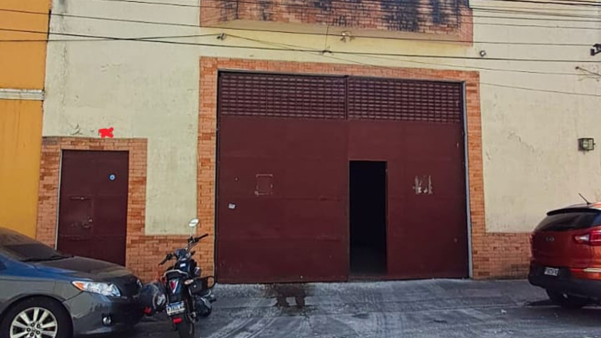 BODEGA EN RENTA – ZONA 1 | CERCANO A ADUANA Y LÍNEA DEL FERROCARRIL