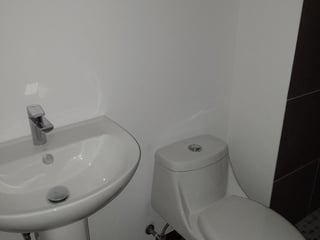 LINDO APARTAMENTO AMUEBLADO EN RENTA ZONA 12 - Image 15