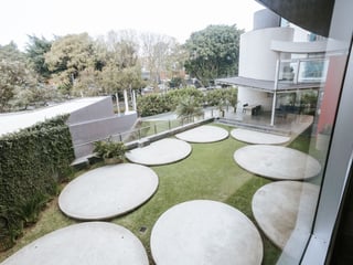 Apartamento remodelado y amueblado en renta, TorreNova zona 13 - Image 22