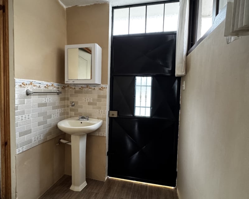 Apartamento en renta zona 17 - Miniatura 5